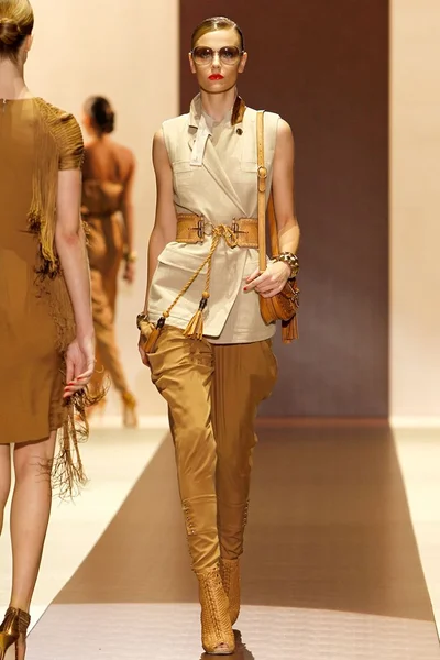 Look 20